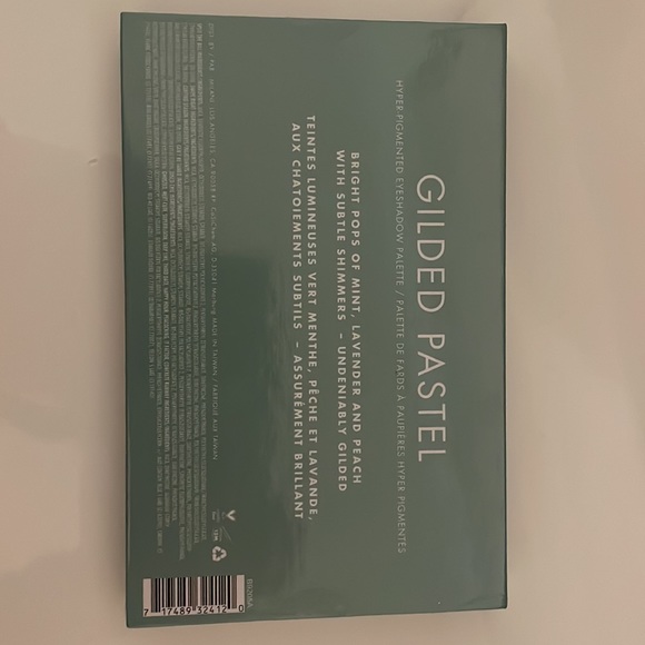 MILANI- Glided Pastel Eyeshadow. - Picture 3 of 3